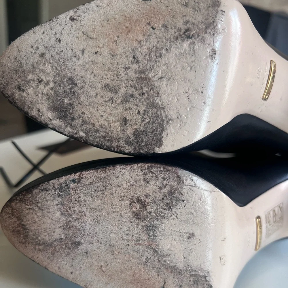 Drawstring Gucci boots - Picture 3 of 7